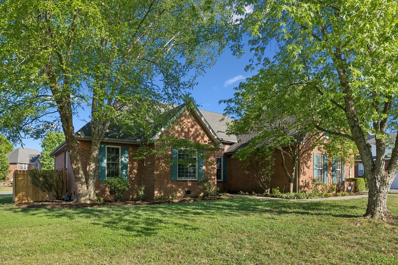 3161 Jenkins Dr, Murfreesboro, TN 37128