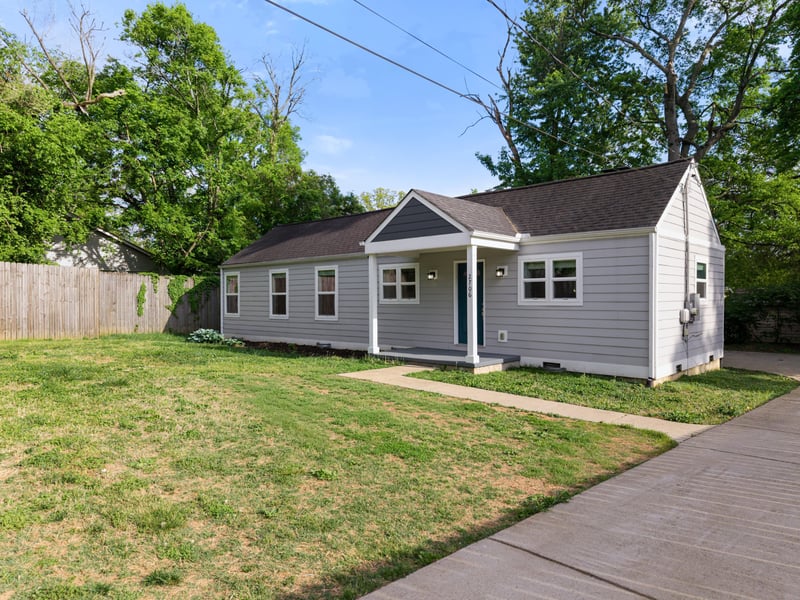 2706B Brunswick Dr, Nashville, TN 37207