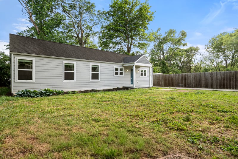 2706B Brunswick Dr, Nashville, TN 37207