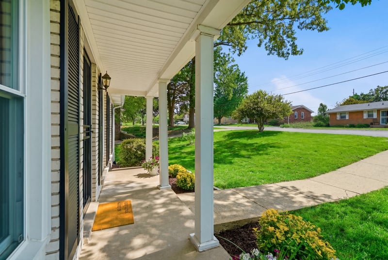 2442 Broadview Dr, Nashville, TN 37217