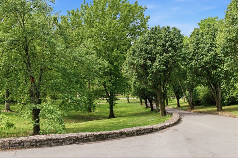 5134 Stanford Dr, Nashville, TN 37215