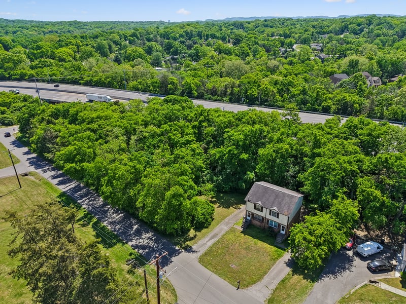 608 Hapwood Dr, Nashville, TN 37205