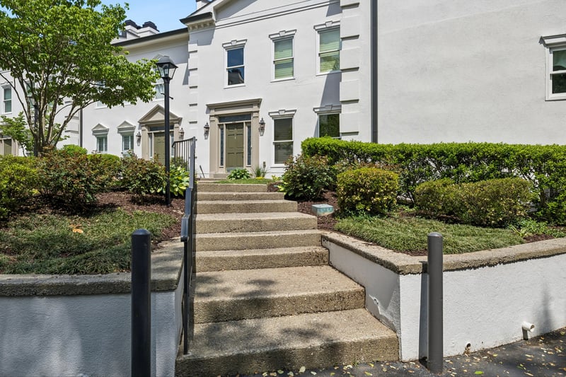 3037 Woodlawn Dr, Nashville, TN 37215