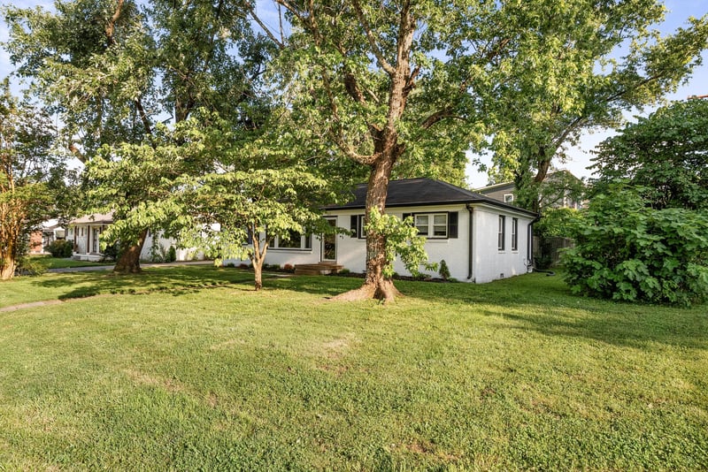 163 Elkmont Dr, Nashville, TN 37211