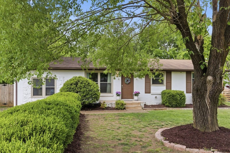 3213 Sennadale Ln, Nashville, TN 37207