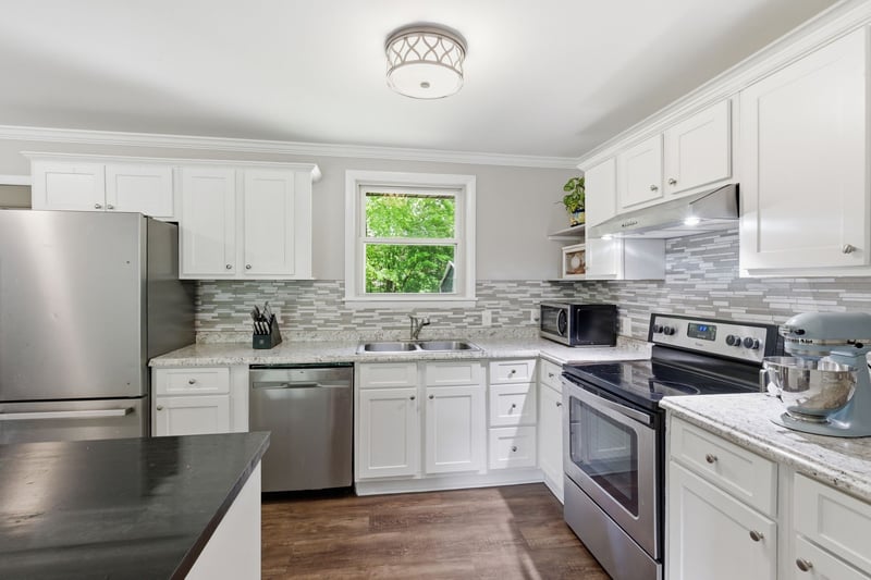 3213 Sennadale Ln, Nashville, TN 37207