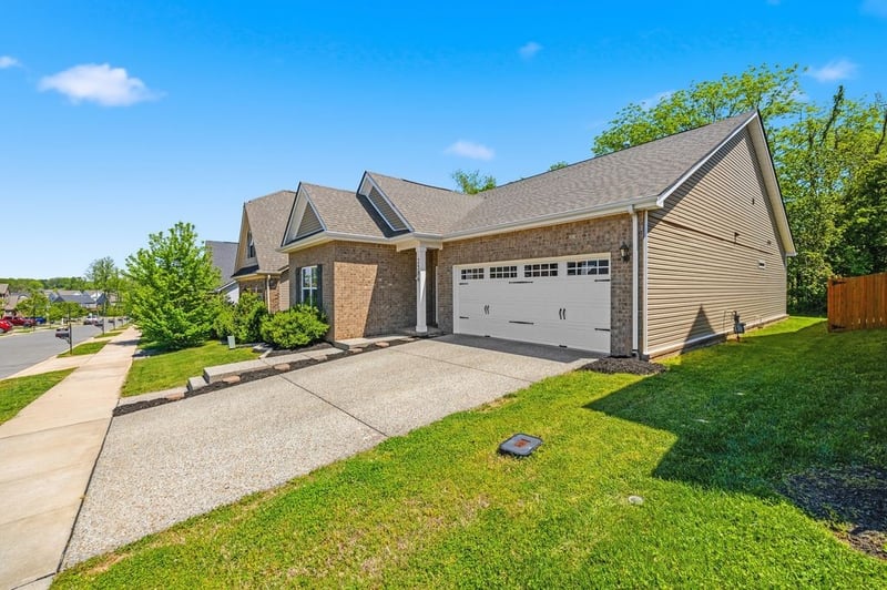 258 Telavera Dr, White House, TN 37188