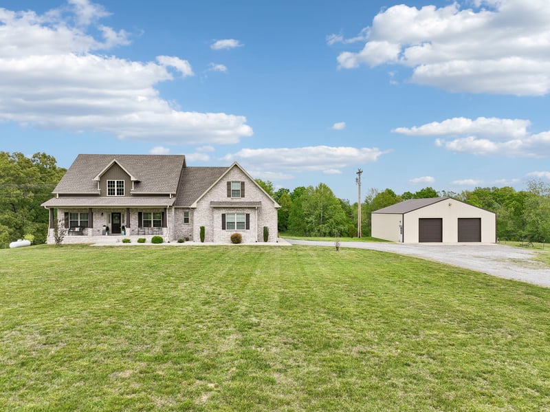 4163 Old Highway 52, Westmoreland, TN 37186