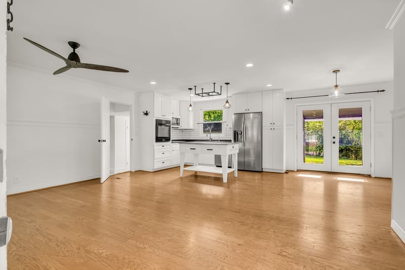 138 Carriage Dr, Nashville, TN 37221