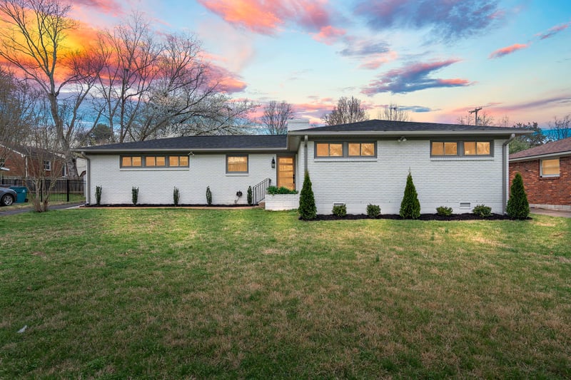 2828 Barclay Dr, Nashville, TN 37206