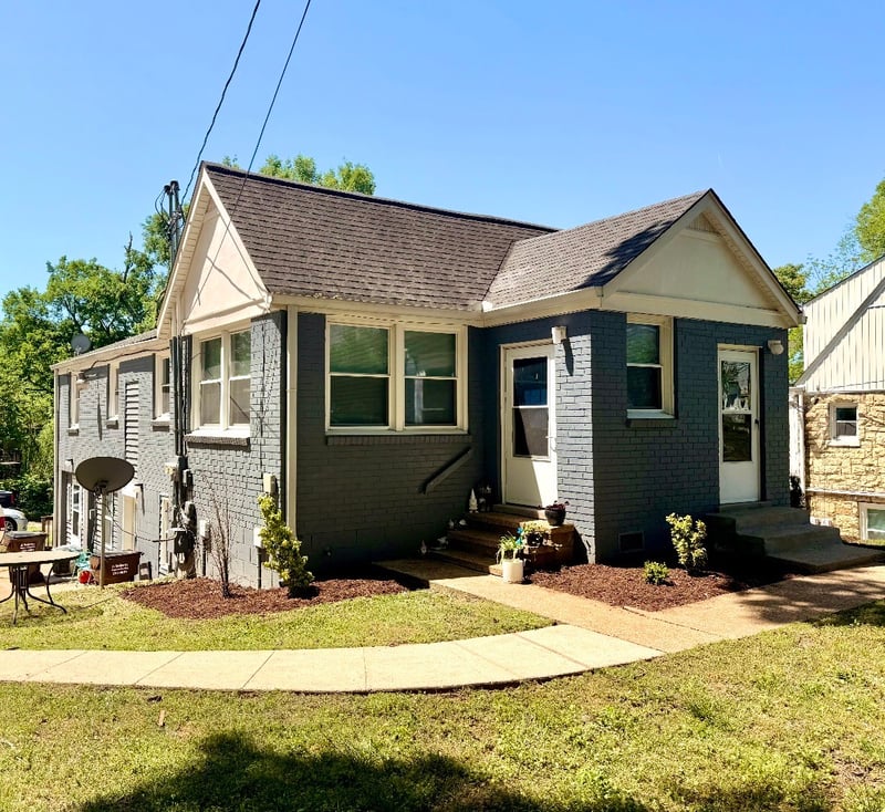 1010 Carolyn Ave, Nashville, TN 37216