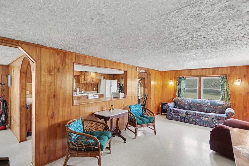 8462 Village Green Dr, Cross Plains, TN 37049