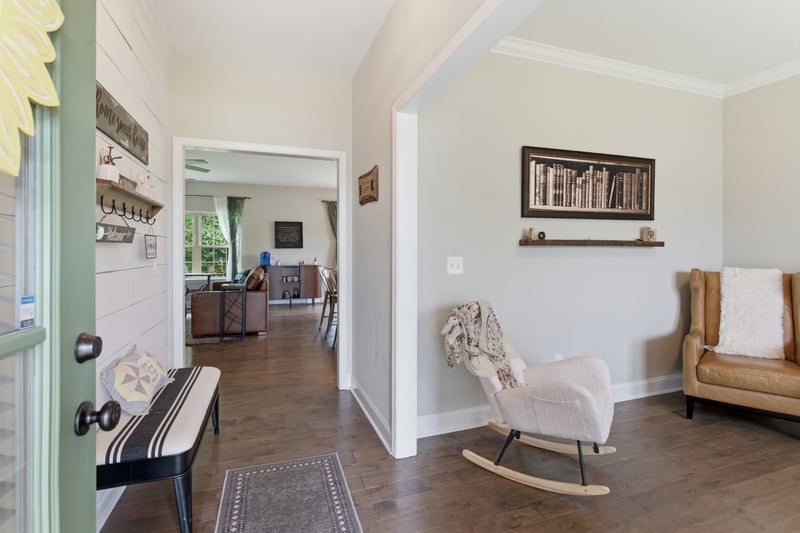 2004 Chapel Ct, Murfreesboro, TN 37128