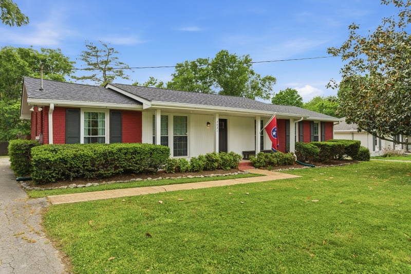 7431 Stacy Dr, Nashville, TN 37221