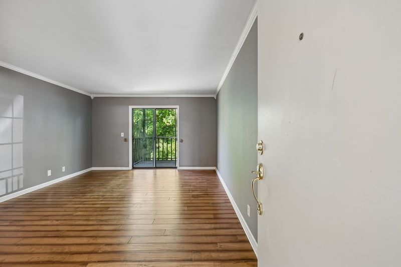 555 N Dupont Ave #D92, Madison, TN 37115