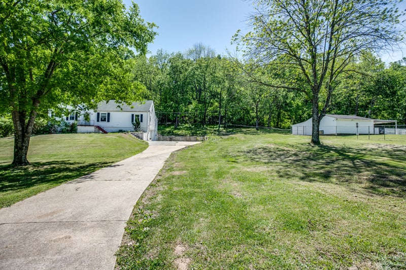 4141 Creek Trail Dr, Whites Creek, TN 37189