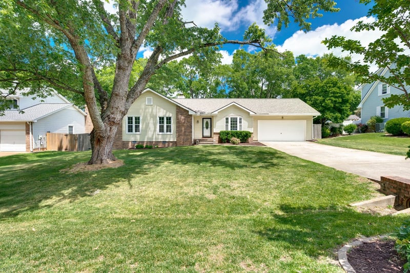 308 Stonegate Dr, Franklin, TN 37064