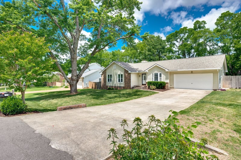 308 Stonegate Dr, Franklin, TN 37064