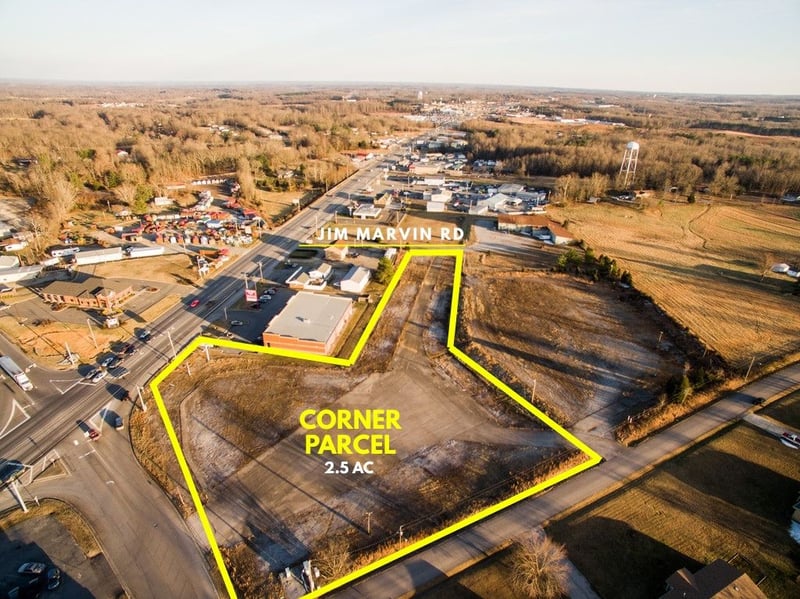 1900 Highway 46 , Dickson, TN 37055