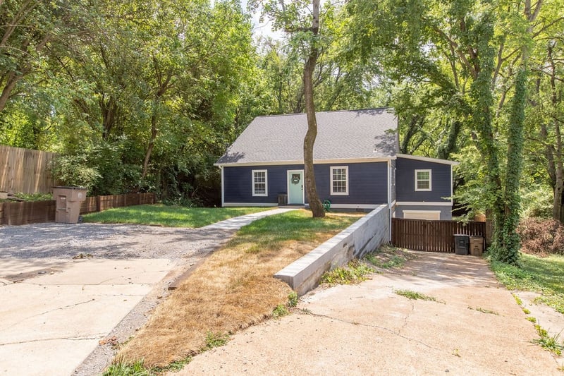 1021 College Ave, Nashville, TN 37209