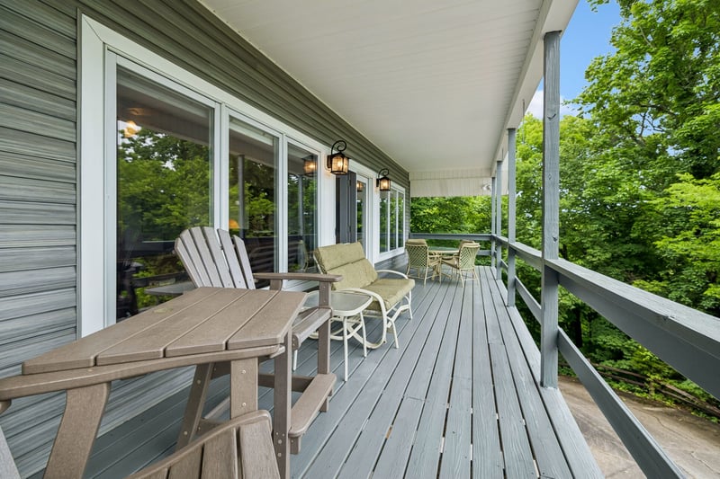 8 Matthews Mountain Ln, Carthage, TN 37030