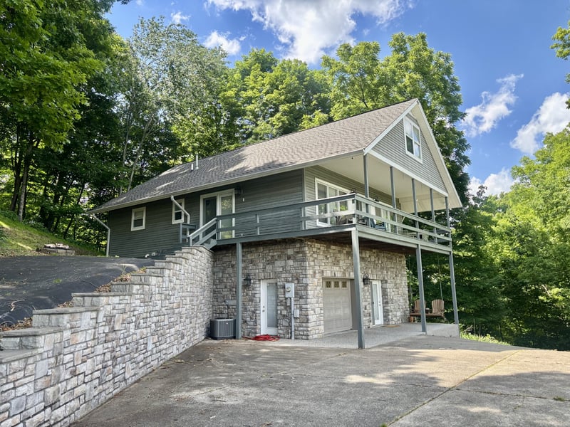 8 Matthews Mountain Ln, Carthage, TN 37030