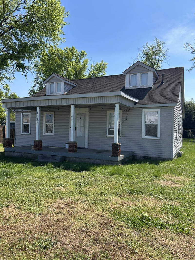 1022 W Kirkland Ave, Nashville, TN 37216