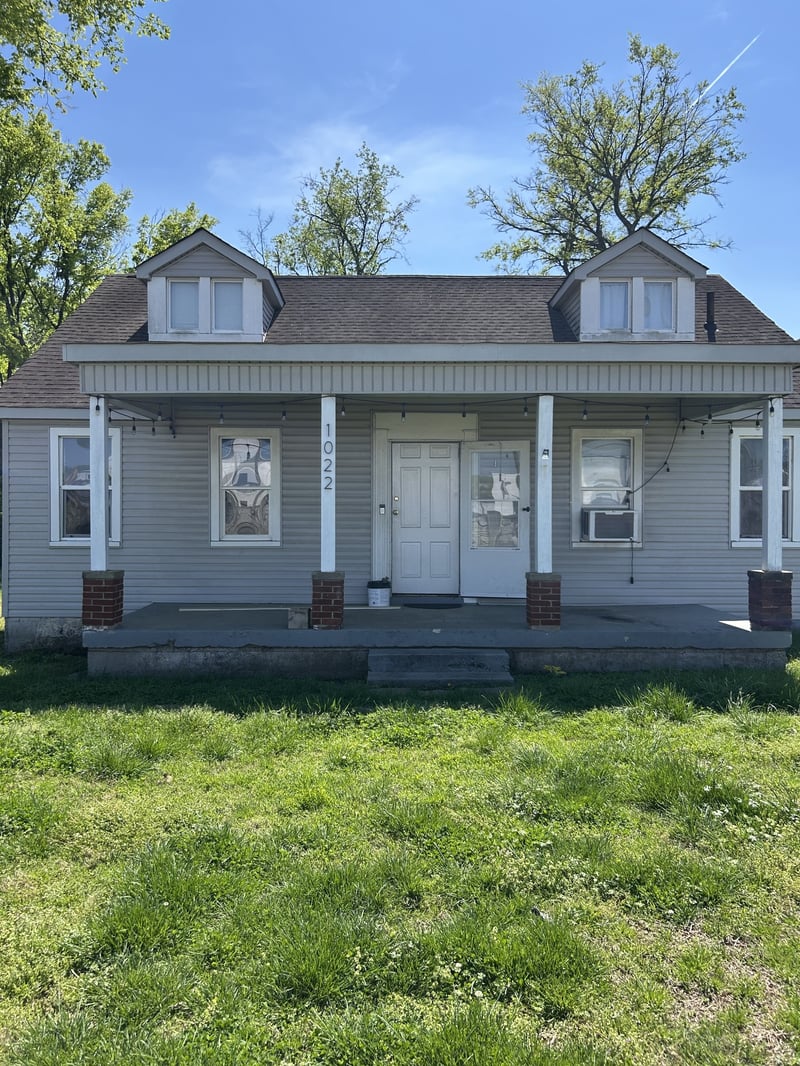 1022 W Kirkland Ave, Nashville, TN 37216