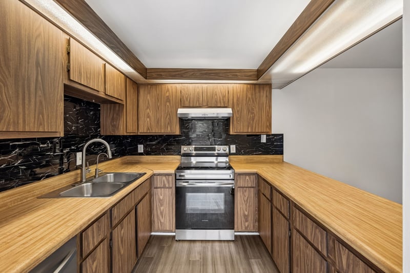 101 Cedarwood Ln, Madison, TN 37115