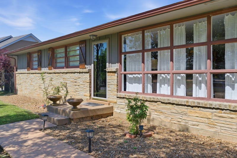 1047 Mitchell Rd, Nashville, TN 37206