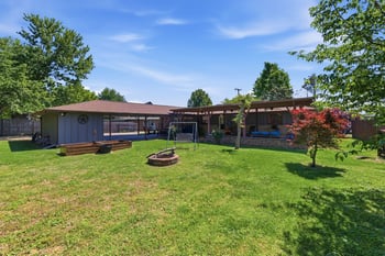 1047 Mitchell Rd, Nashville, TN 37206