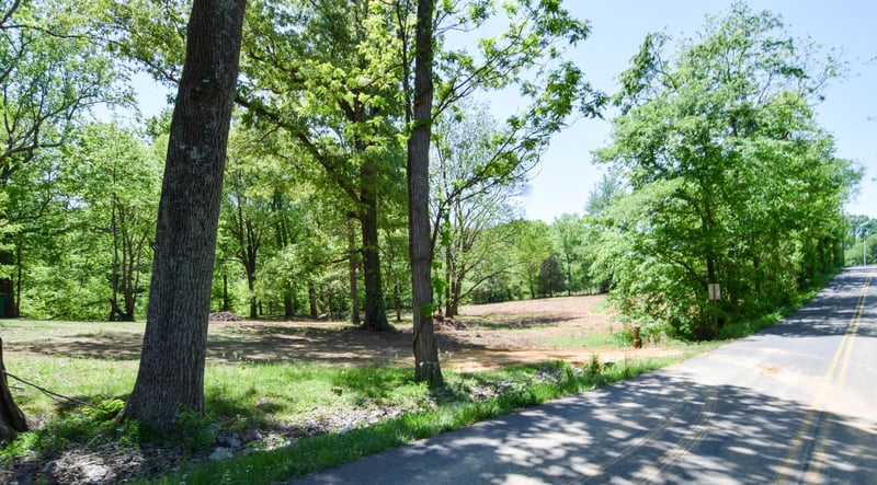 430 South Rd, Cottontown, TN 37048