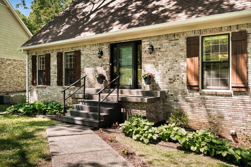 1240 Brenner Dr, Nashville, TN 37221