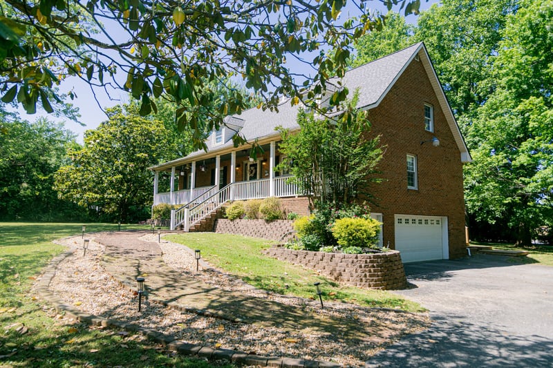 146 Volunteer Rd, Murfreesboro, TN 37128