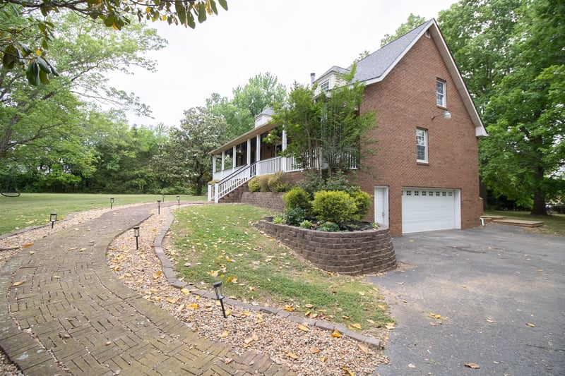 146 Volunteer Rd, Murfreesboro, TN 37128