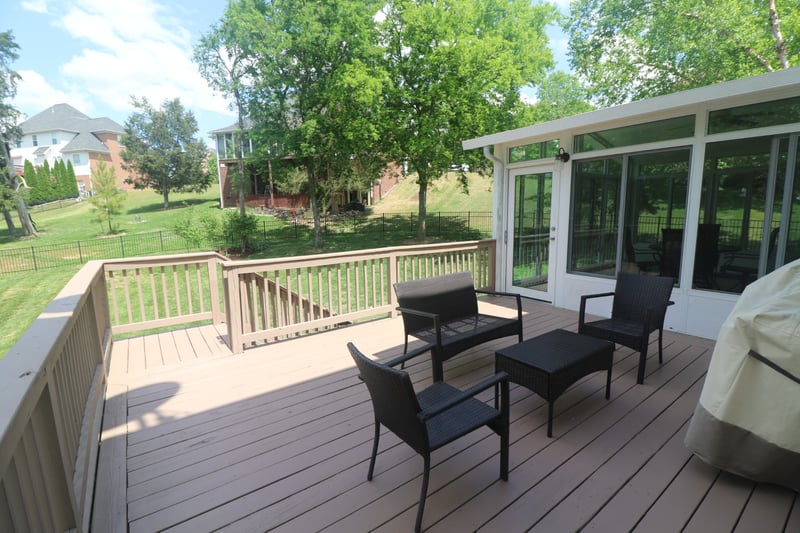 215 Crooked Creek Ln, Hendersonville, TN 37075