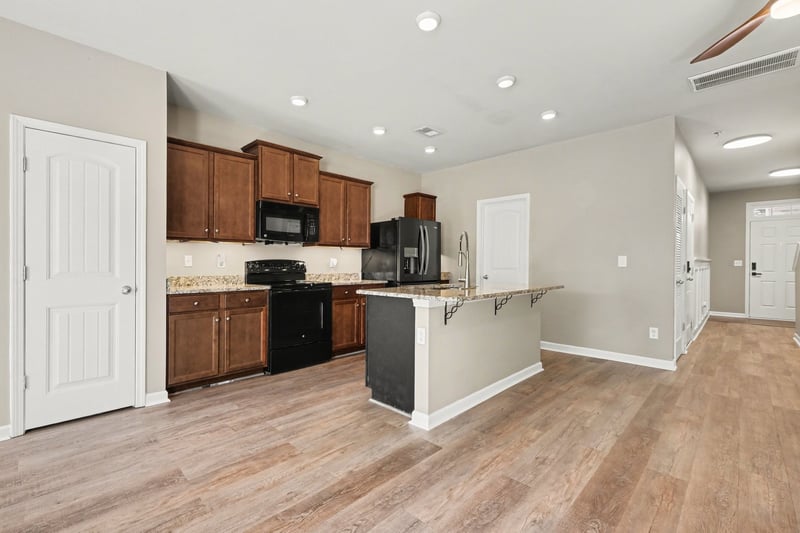 4009 Cannonsgate Ln, Murfreesboro, TN 37128