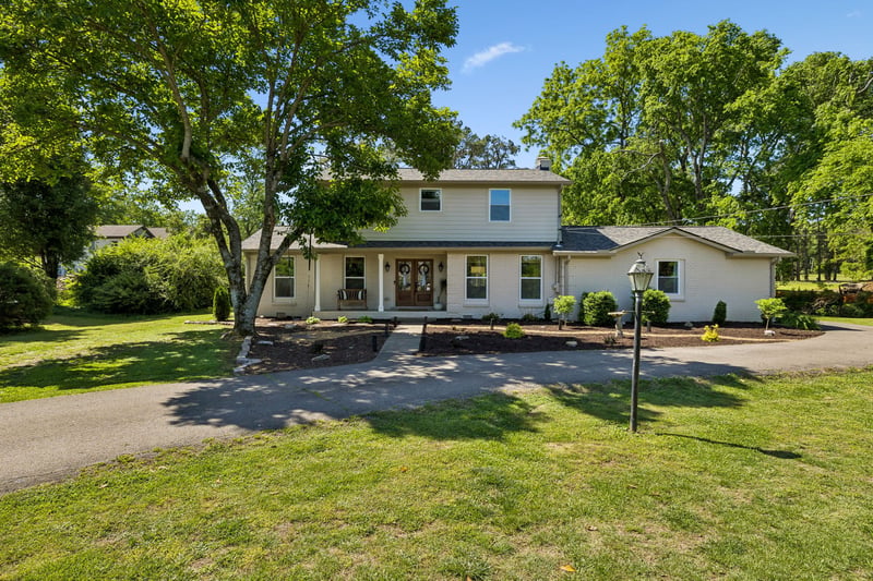 8013 Wikle Rd, Brentwood, TN 37027