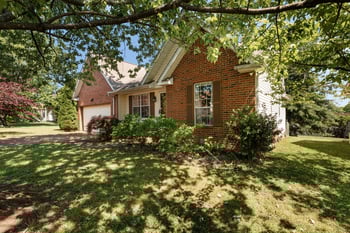 1217 Crestfield Dr, Nashville, TN 37211