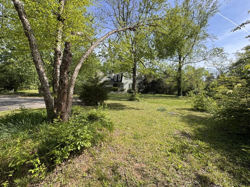 100 Bellevue Dr, Nashville, TN 37205