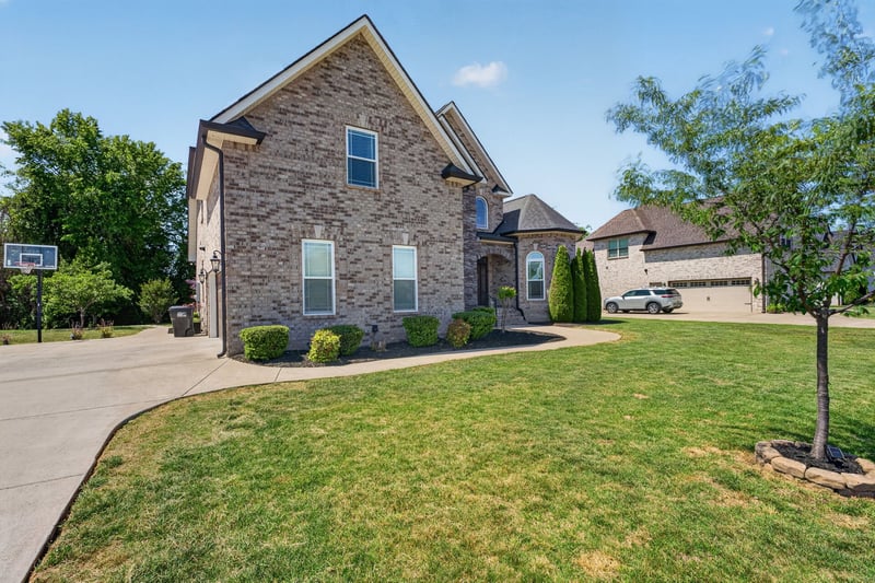 2918 Beaulah Dr, Murfreesboro, TN 37128