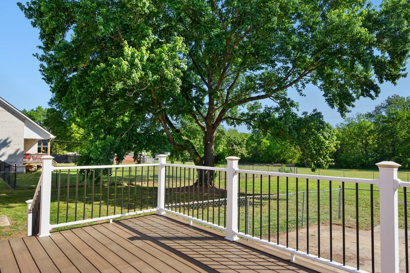 704 Redwood Cir, Columbia, TN 38401