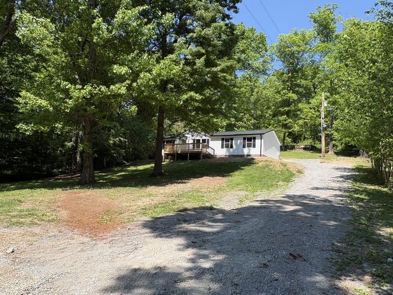 459 Hiwassee Rd, Lebanon, TN 37087