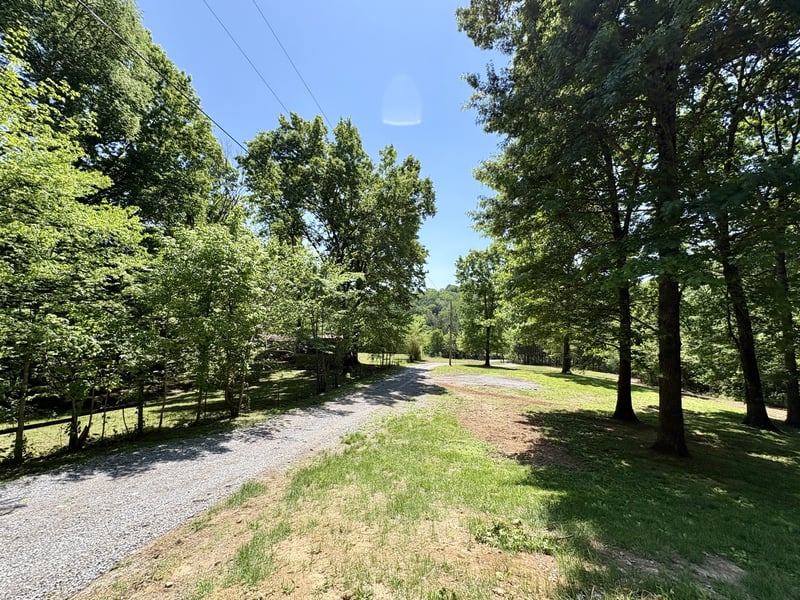 459 Hiwassee Rd, Lebanon, TN 37087