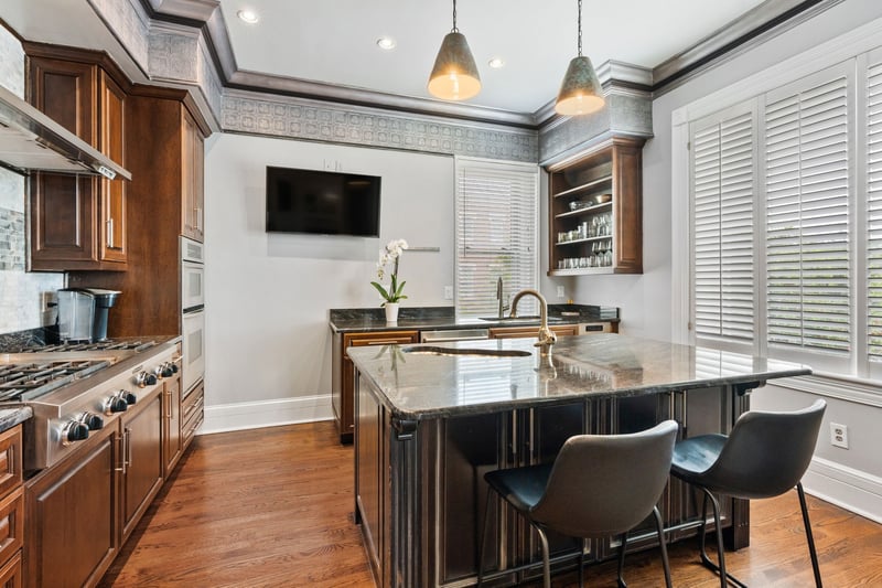 3626 W End Ave #201, Nashville, TN 37205