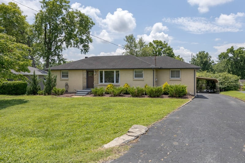 1930 Valley Park Dr, Nashville, TN 37216
