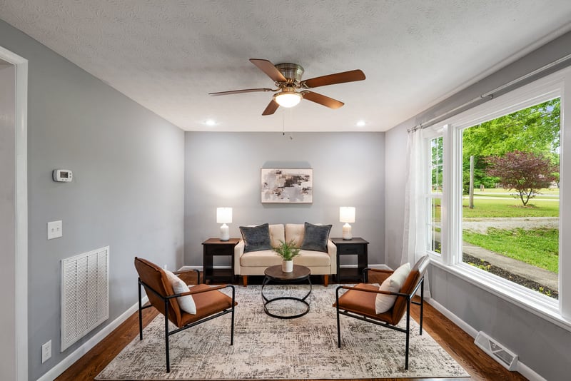 108 W Circle Dr, Burns, TN 37029
