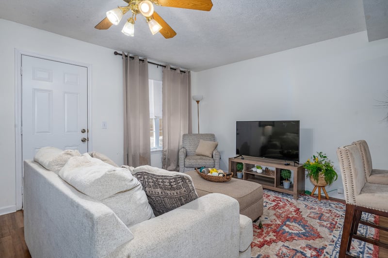 1414 Middleborough Ct, Murfreesboro, TN 37130