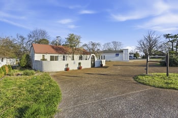 2831 Columbine Pl, Nashville, TN 37204