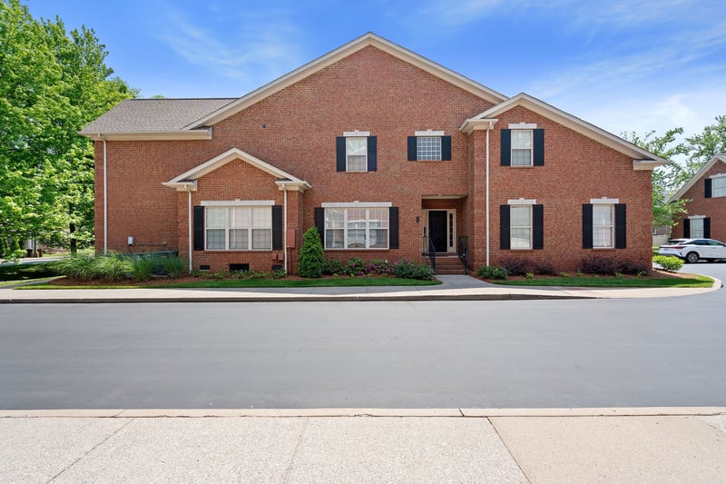 128 Brilliantine Cir, Franklin, TN 37064